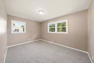 615 Rock St, Jackson, MI 49202 - Photo 15