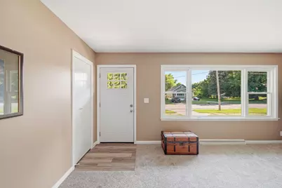 615 Rock Street, Jackson, MI 49202 - Photo 5