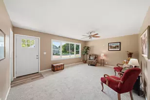 615 Rock St, Jackson, MI 49202 - Photo 7
