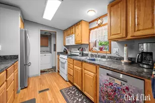 8709 Cory Dr, Delton, MI 49046 - Photo 9