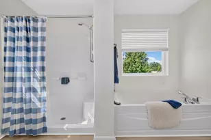 501 Worthington Dr, Lansing, MI 48906 - Photo 23