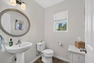 501 Worthington Dr, Lansing, MI 48906 - Photo 13
