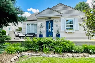 14031 Longtin St, Southgate, MI 48195 - Photo 3