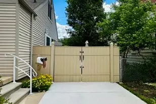 14031 Longtin St, Southgate, MI 48195 - Photo 5