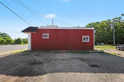 323 E Broadway Avenue, Muskegon, MI 49444 - Photo 15