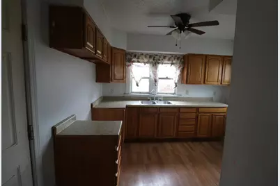 605 Homewild Avenue, Jackson, MI 49201 - Photo 17