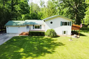 2790 W Wing Rd, Mount Pleasant, MI 48858 - Photo 1