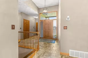 111 Brighton Park, Battle Creek, MI 49015 - Photo 3