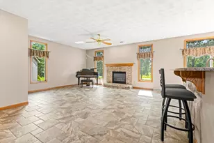 111 Brighton Park, Battle Creek, MI 49015 - Photo 5