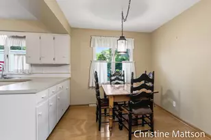1913 Crestwood Ln, Muskegon, MI 49441 - Photo 17