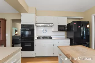 1913 Crestwood Ln, Muskegon, MI 49441 - Photo 19