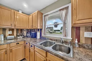 313 Ackerson Lake Dr, Jackson, MI 49201 - Photo 25