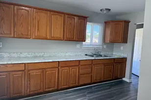 20294 Empire St, Taylor, MI 48180 - Photo 3