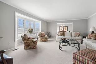 5367 Green Pine Ln, Kalamazoo, MI 49009 - Photo 3