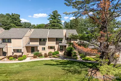 2670 Ridgecroft Drive SE, Grand Rapids, MI 49546 - Photo 29