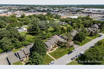 2670 Ridgecroft Drive SE, Grand Rapids, MI 49546 - Photo 33