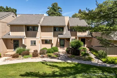 2670 Ridgecroft Drive SE, Grand Rapids, MI 49546 - Photo 27