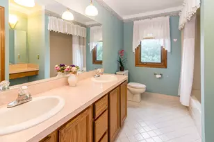 37155 Muirfield Dr, Livonia, MI 48152 - Photo 39