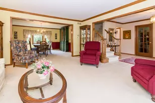 37155 Muirfield Dr, Livonia, MI 48152 - Photo 9