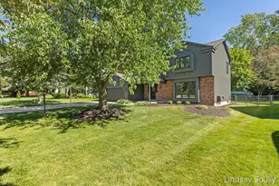 1830 Lockmere Dr SE, Kentwood, MI 49508 - Photo 43