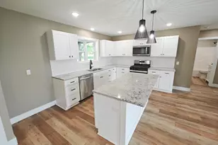 2717 Kerlikowske Rd, Benton Harbor, MI 49022 - Photo 17
