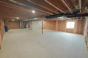 2717 Kerlikowske Rd, Benton Harbor, MI 49022 - Photo 41