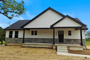 2717 Kerlikowske Rd, Benton Harbor, MI 49022 - Photo 3