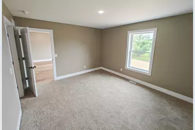 2717 Kerlikowske Road, Benton Harbor, MI 49022 - Photo 25