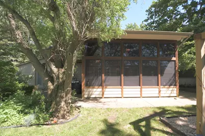 803 N Kalamazoo Street, Paw Paw, MI 49079 - Photo 11