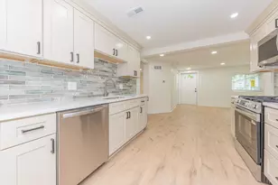 5050 Grover Dr, Brighton, MI 48116 - Photo 11