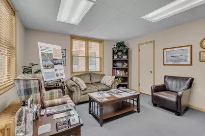3606 Wildwood Avenue, Jackson, MI 49202 - Photo 5