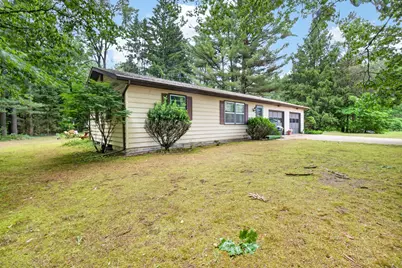 239 Pine Ridge Road, Battle Creek, MI 49017 - Photo 11