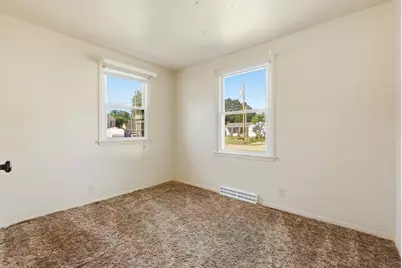 343 Brandywyne Drive NW, Comstock Park, MI 49321 - Photo 9