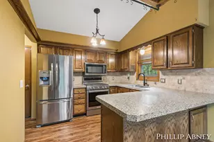 5080 Rum Creek Ct SE, Grand Rapids, MI 49508 - Photo 17