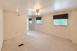 1546 Zarieda St, Ortonville, MI 48462 - Photo 9