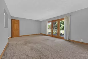2937 Loehrs Landing Dr, Hastings, MI 49058 - Photo 9