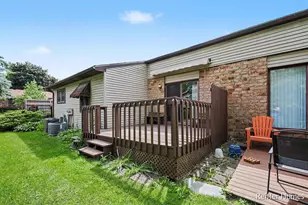 2638 Chatham Woods Dr SE, Grand Rapids, MI 49546 - Photo 25