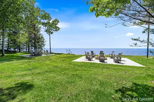 2121 N Scenic Dr, Muskegon, MI 49445 - Photo 45