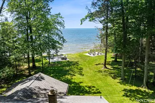 2121 N Scenic Dr, Muskegon, MI 49445 - Photo 61