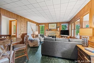 2121 N Scenic Drive, Muskegon, MI 49445 - Photo 15
