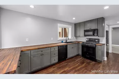 1059 Martin Luther King Junior Street SE, Grand Rapids, MI 49507 - Photo 13