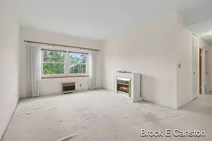 1249 Lakeshore Dr, Muskegon, MI 49441 - Photo 15