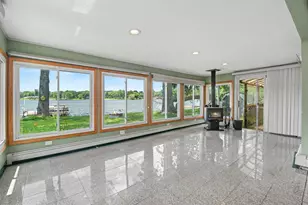 5131 Elizabeth Lake Rd, Waterford, MI 48327 - Photo 3
