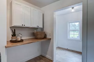 373 E D Ave, Kalamazoo, MI 49009 - Photo 17