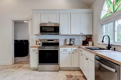 373 E D Avenue, Kalamazoo, MI 49009 - Photo 15