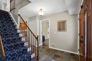 1810 Hickory Bark Ln, Bloomfield Hills, MI 48304 - Photo 5