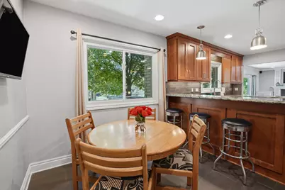1810 Hickory Bark Lane, Bloomfield Hills, MI 48304 - Photo 13