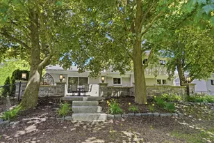 1810 Hickory Bark Ln, Bloomfield Hills, MI 48304 - Photo 45