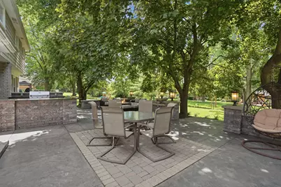 1810 Hickory Bark Lane, Bloomfield Hills, MI 48304 - Photo 41