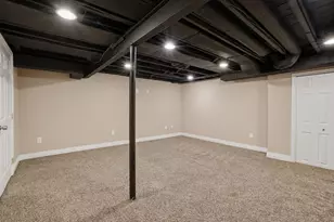 1810 Hickory Bark Ln, Bloomfield Hills, MI 48304 - Photo 39